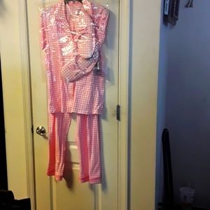 Laura Scott Pink Pajama set with Slippers
